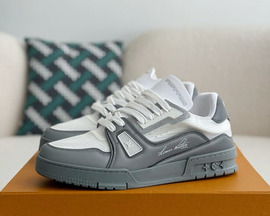 LV TRAINER SNEAKERS REFLECTIVE